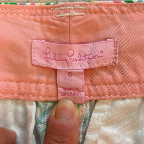 Lilly Pulitzer short bundle size 6 - Picture 3 of 12